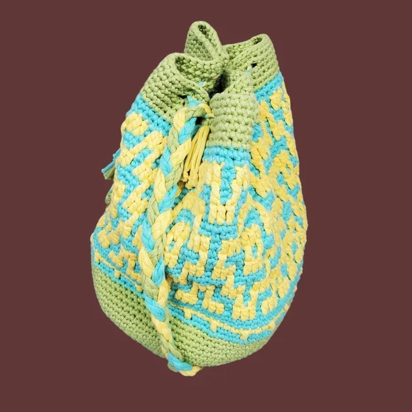 Blue Green Yellow Multicolor Crochet Bucket Bag Size OS - Picture 4 of 12